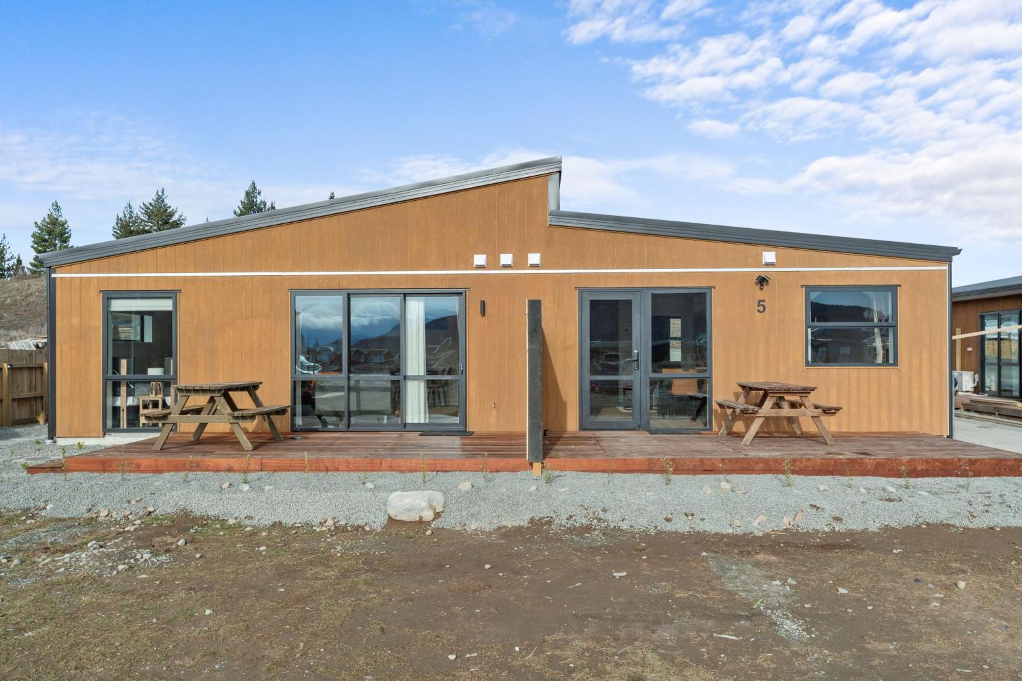 Sunshine Suites Lake Tekapo Exterior photo