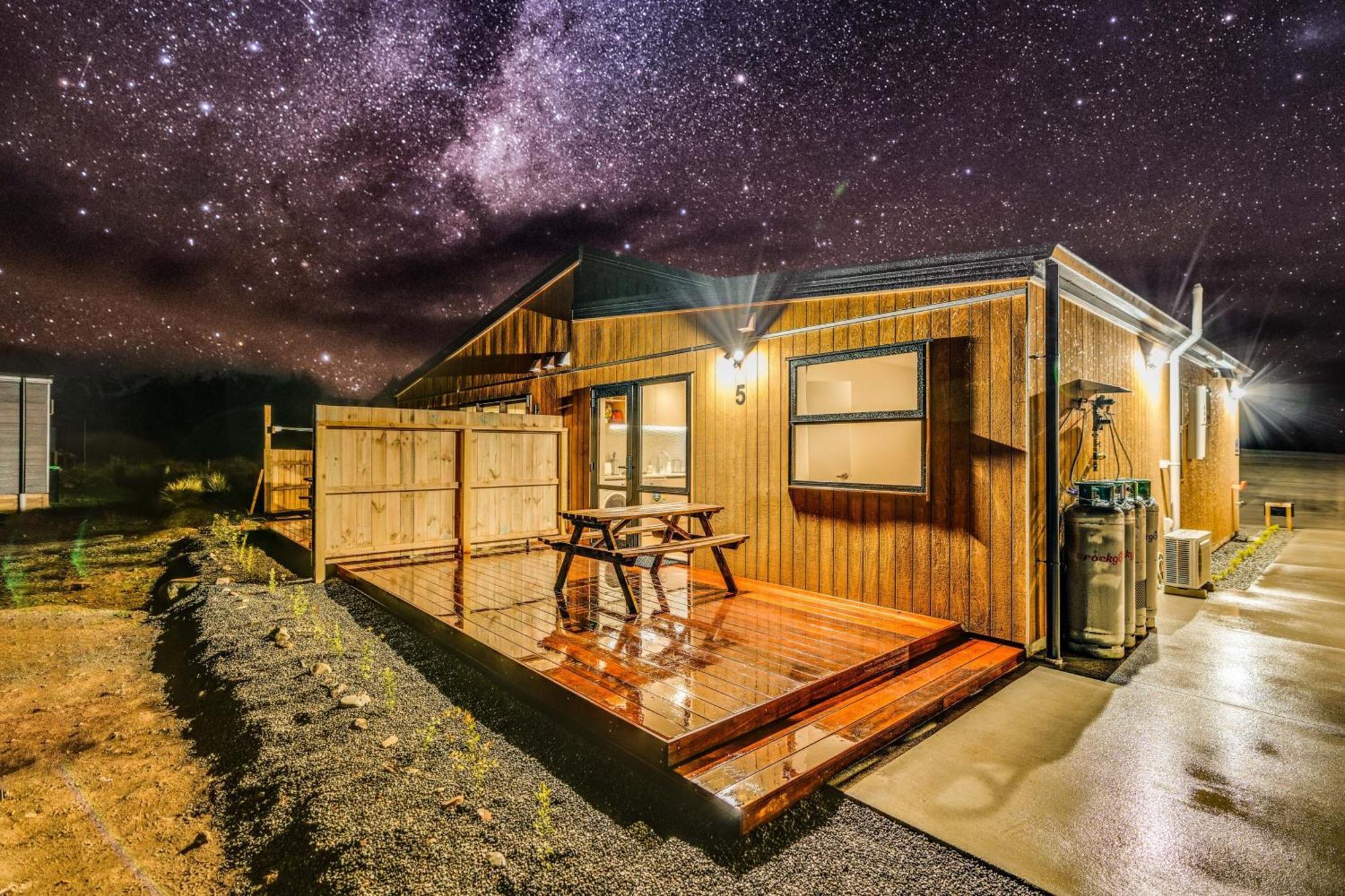 Sunshine Suites Lake Tekapo Exterior photo