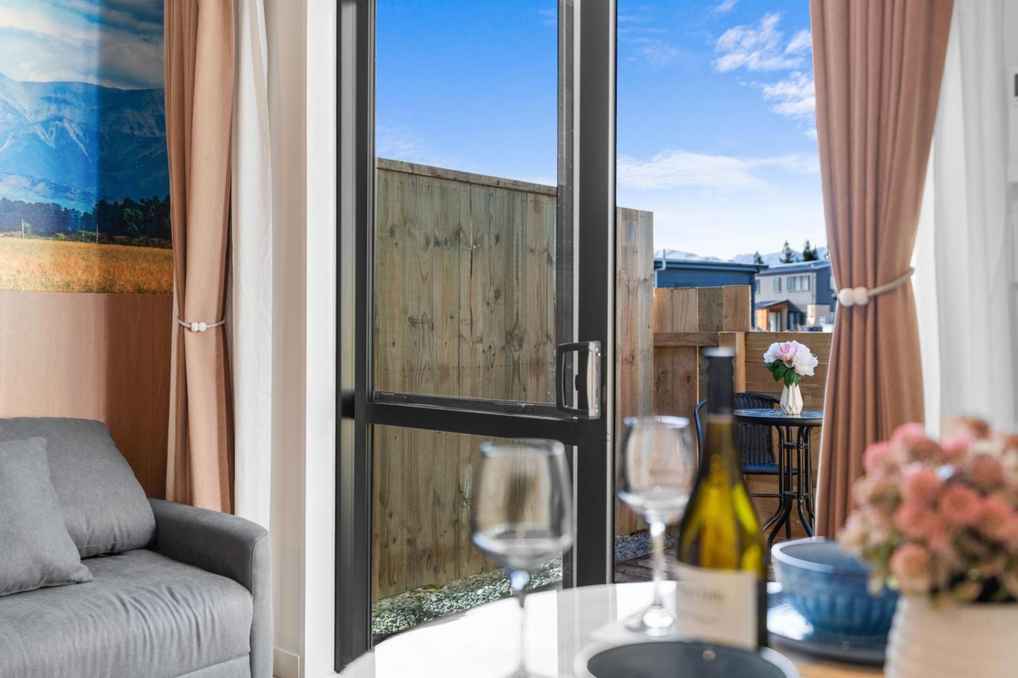 Sunshine Suites Lake Tekapo Exterior photo